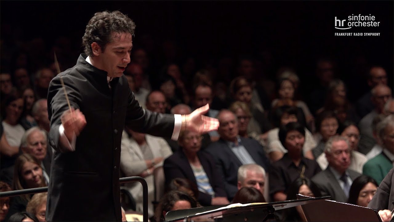 Cover for Dvořák: 9. Sinfonie (»Aus der Neuen Welt«) ∙ hr-Sinfonieorchester ∙ Andrés Orozco-Estrada